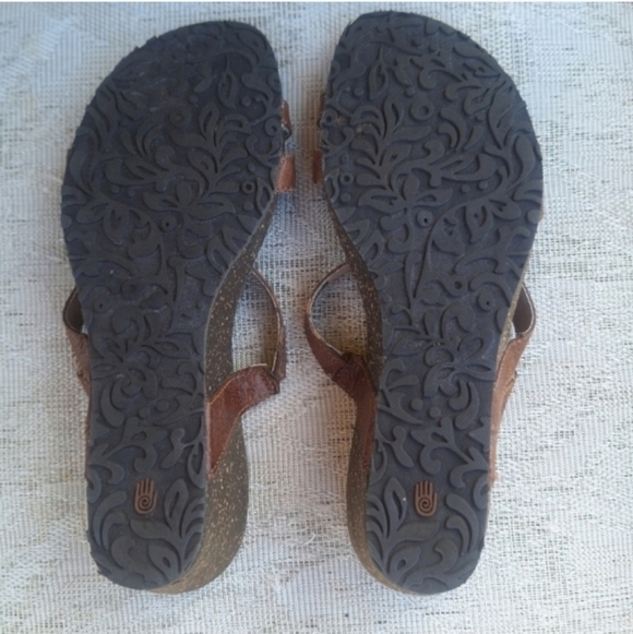 Teva Women's Brown Wedge Sandals - Picture 4 of 5